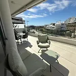 Апартаменты Higueron Skyview *