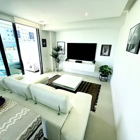 Higueron Skyview 푸엔히롤라